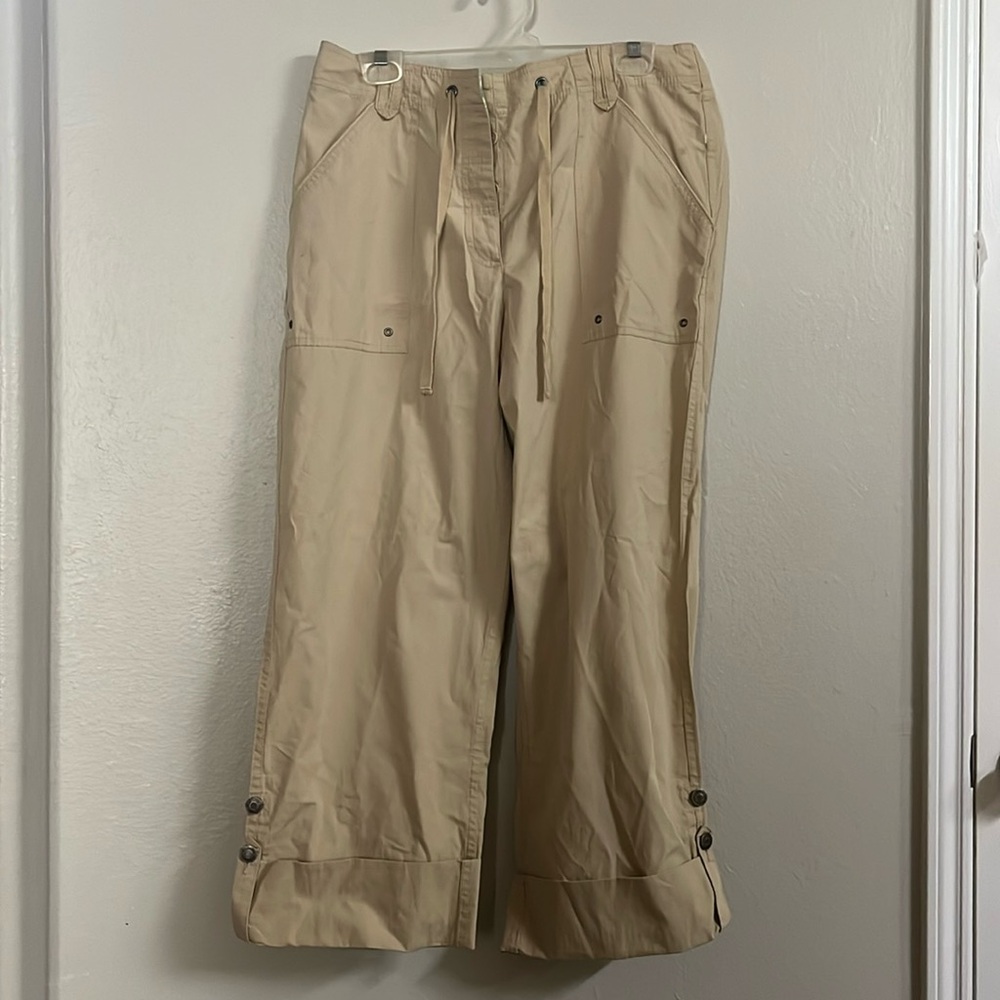 #98Liz Claiborne beige pants size 14